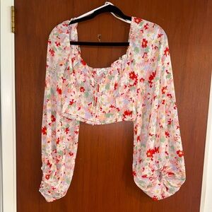Petal and Pup cropped balloon sleeve top
